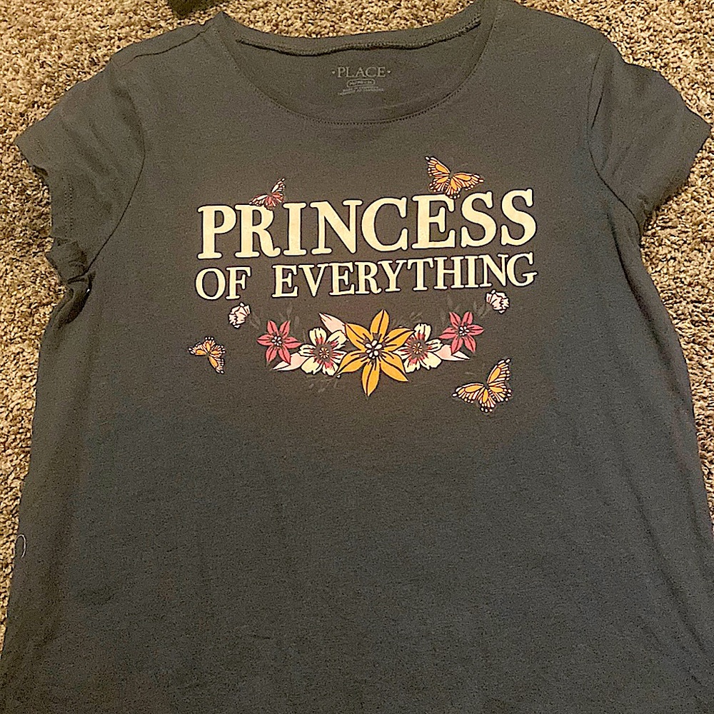 Nothings wrong with it,i just never got the chance to wear it.